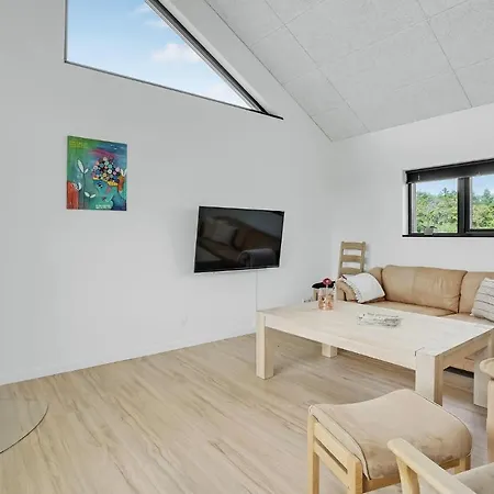 Stunning In Sydals With 4 Bedrooms And Wifi Tatil Evi Nedre Lysabild